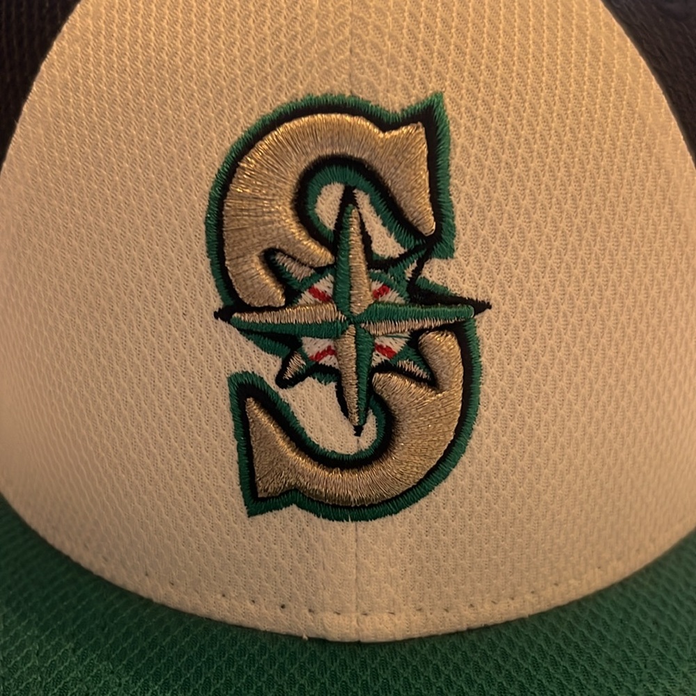 Seattle Mariners hat - Picture 2 of 4